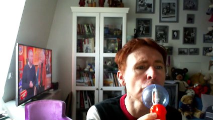 Wiwi égratigne "la balade au bord de l'eau"