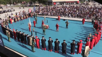 KONYA - Türk Yıldızları, 'Selçuklu Payitahtı' Konya için selamlama uçuşu yaptı