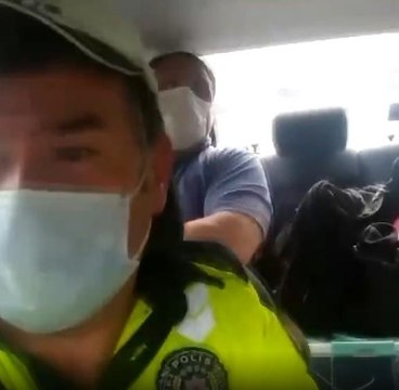 Görme engelli vatandaşı YKS sınavına polis ekipleri götürdü