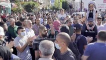 Filistinliler, muhalif aktivistin gözaltında hayatını kaybetmesini protesto etti