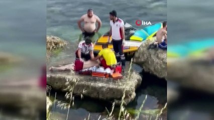 Karaburun’da serinlemek için denize giren çocuk ölümden döndü