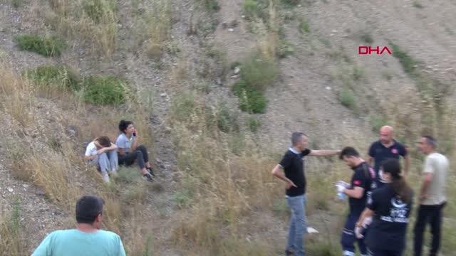 İSTANBUL-SULTANGAZİ'DE GENÇ KIZ UÇURUMDAN AŞAĞI DÜŞTÜ, EKİPLERİN ARAMA KURTARMA ÇALIŞMALARI DEVAM EDİYOR