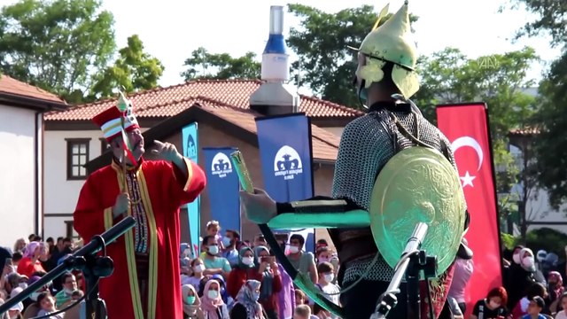 KONYA - Türk Yıldızları, 'Selçuklu Payitahtı' Konya için selamlama uçuşu yaptı (2)