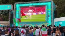 ROMA - İtalyanlar, İtalya-Avusturya maçını Roma'da dev ekran karşısında izledi