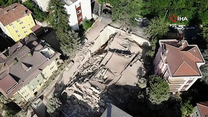Sarıyer’de çöken bina havadan görüntülendi