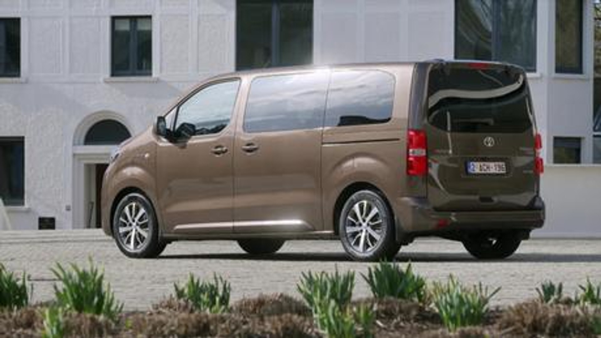 Toyota Proace - that Electric Feeling - video Dailymotion