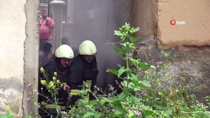 Odunlukta çıkan yangın korkuttu