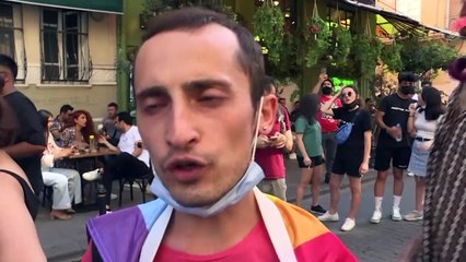 Polizei in Istanbul geht mit Gewalt gegen Pride Parade vor