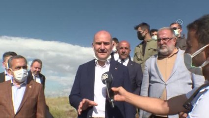 Bakan Soylu, İran sınırında inşa edilen güvenlik duvarıyla ilgili açıklamalarda bulundu (2)