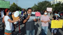 İZMİR - Dikili'de belediyenin yol düzenlemesine bir grup mahalle sakini tepki gösterdi