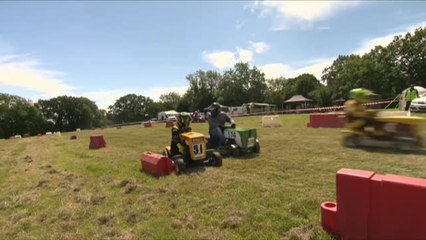 Arranca el campeonato de carreras de cortacéspedes de Reino Unido