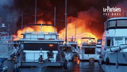 Des yachts en feu dans le port de Hong Kong