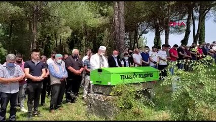 SAMSUN TAMİR ETTİKLERİ ÇATIDAN DÜŞEN 2 KOMŞU TOPRAĞA VERİLDİ