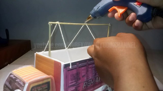 IDE KREATIF| cara membuat truk oleng dari kardus bekas