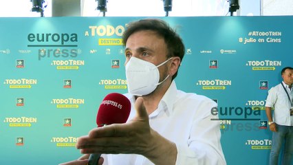 Jose Mota apoyando a su amigo Santiago Segura en el estreno de la nueva película A Todo Tren
