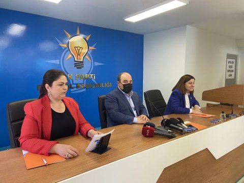 Sanayi ve Teknoloji Bakanı Mustafa Varank, AK Parti Edirne İl Başkanlığını ziyaret etti