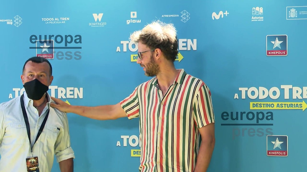 Varios famosos asisten al estreno de la película ¡A Todo Tren! Destino Asturias