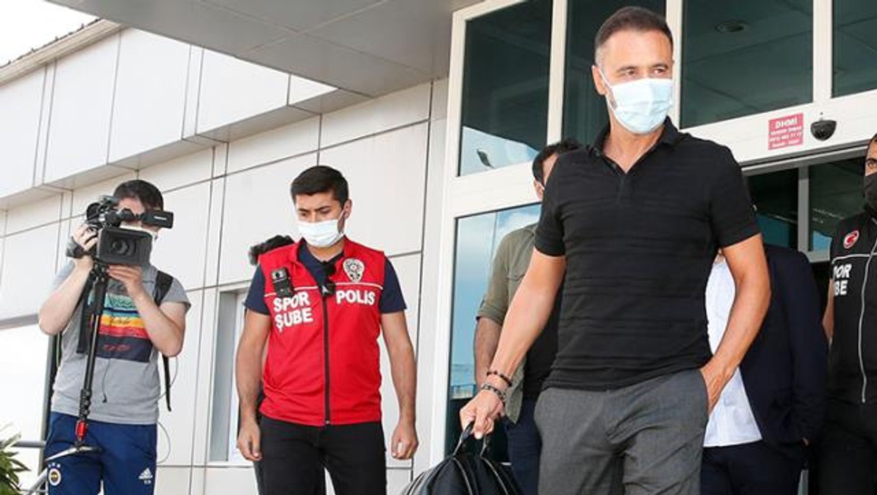 Fenerbahçe'nin yeni teknik direktörü Vitor Pereira, İstanbul'a geldi
