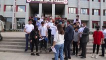 Üniversite sınavına giren gençler, Kılıçdaroğlu'na 1 liralık manevi tazminat davası açtı