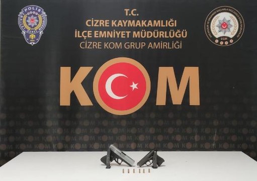 Son dakika haber... ŞIRNAK'TA KAÇAKÇILIK VE ASAYİŞ OPERASYONLARI: 56 GÖZALTI