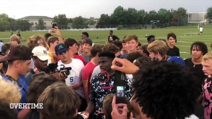 Deestroying Vs Tyreek Hill Epic 1V1 Football Battle!