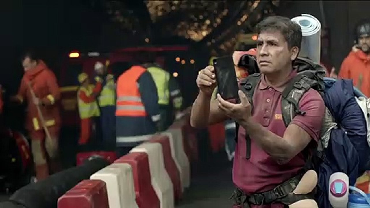 Los del túnel Tráiler