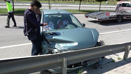 Aşı olmaya giderken kaza yapan sürücü yaralandı