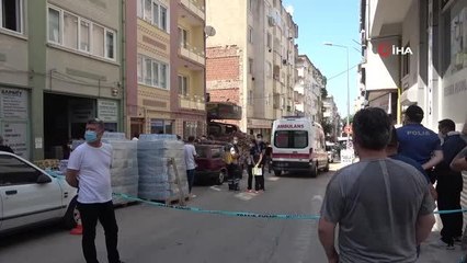 Yıkım çalışmasında feci ölüm... Babasına ait iş makinesiyle duvar arasına sıkışan genç hayatını kaybetti