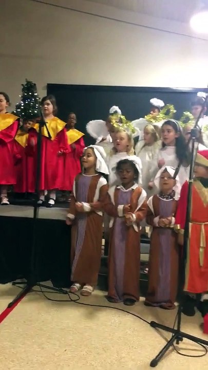 2018 12 04 19 00 05 Christmas Show