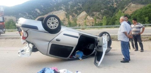 Tokat'ta otomobil devrildi: 4 yaralı