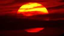 Van'da seyirlik manzara! Güneş, toz bulutlarıyla Jüpiter'i andırdı