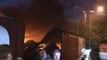 Başkent'te Atık kağıt geri dönüşüm tesisinde yangın: 1 itfaiye eri 2 işçi dumandan etkilendi