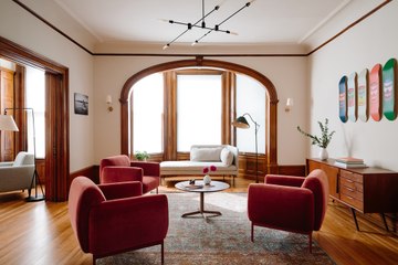 This Renovated, 19th-century House in Hudson, New York, Is the Charming Town's Newest Hote