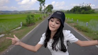 Safira Inema - Sayang Dek'e (Official Music Video)