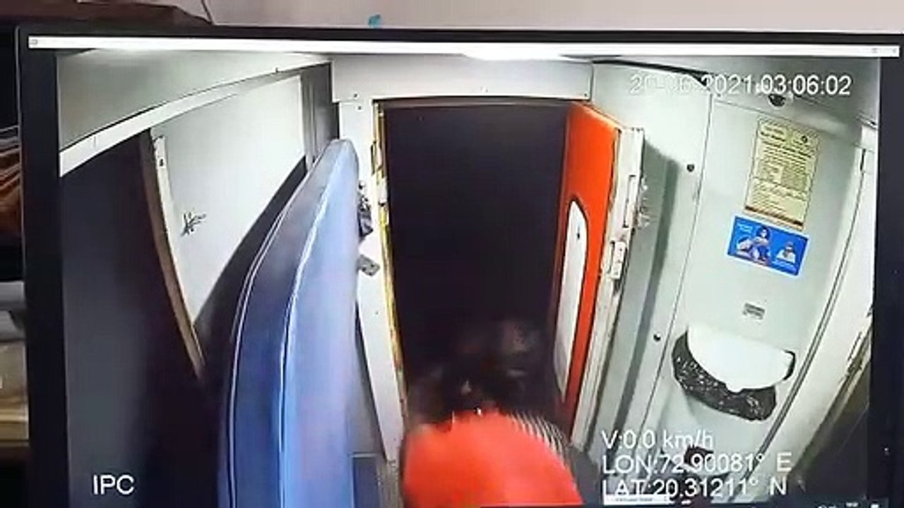 VIDEO: तीन राज्यों में एक जैसी लूट की आधा दर्जन वारदात