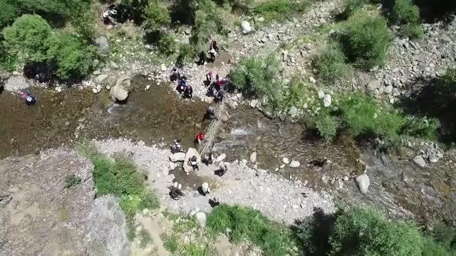 Doğasıyla cezbeden Bingöl'ün Pargasur Şelalesi misafirlerini ağırlıyor