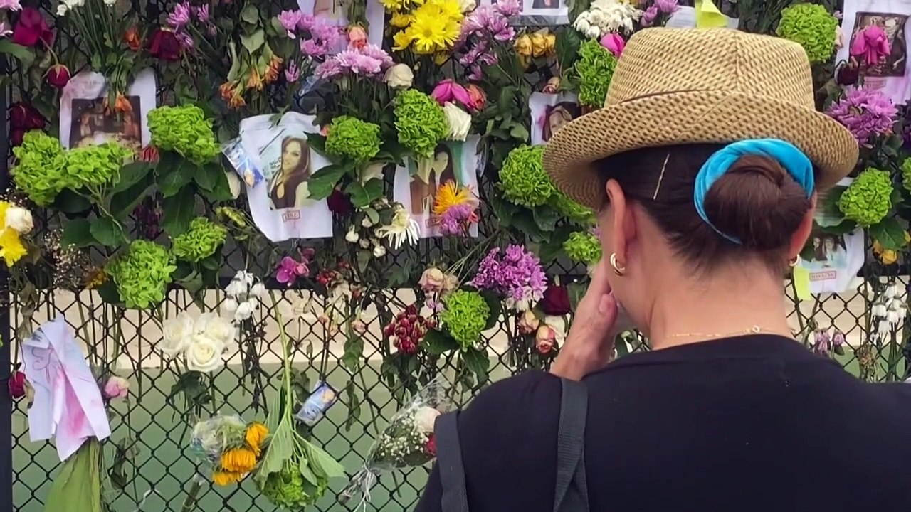 Florida: 'Mauer der Hoffnung' spendet Angehörigen von Vermissten Mut