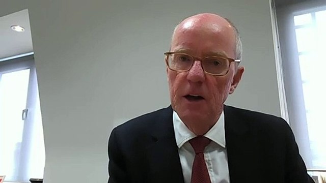 Minister condemns ‘yobs’ who targeted Chris Whitty