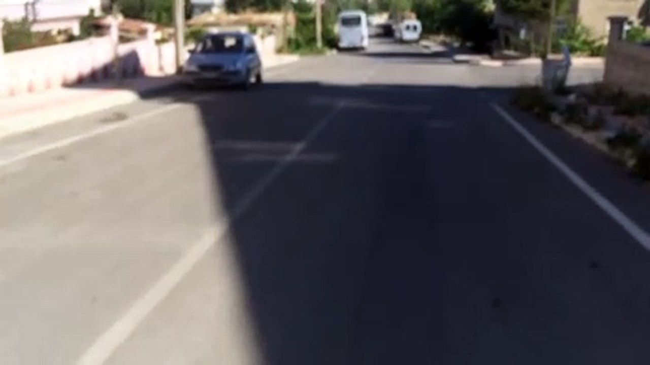 Bu yolda ayakkabıların hali