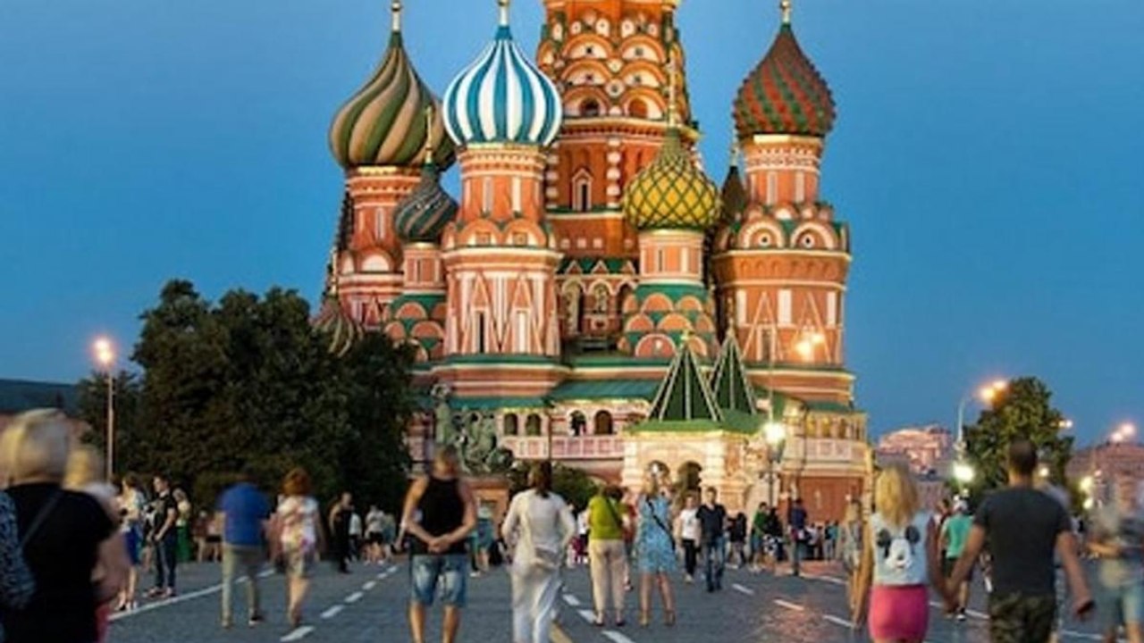 Rise in Delta variant cases forces Covid-19 curbs in Russia