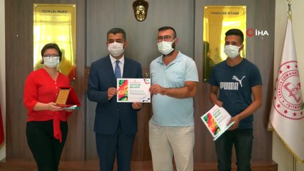 Meslek lisesi öğrencileri ‘Sıfır Atıkla Sanata Merhaba’ dedi