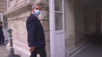 Xavier Bertrand au Sénat, deux jours après sa victoire aux régionales