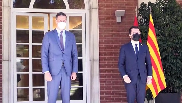 Pedro Sánchez recibe en Moncloa a Pere Aragonès