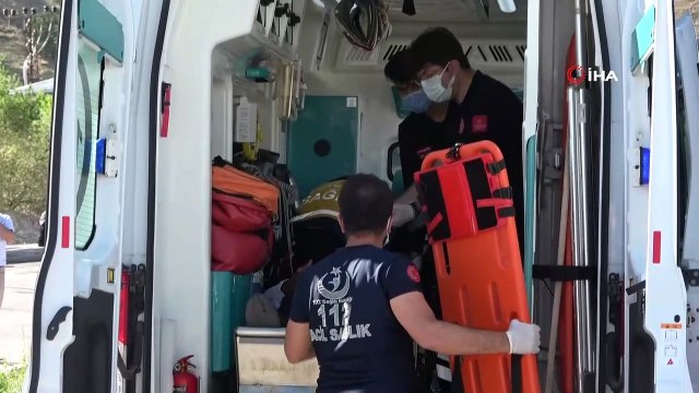 Mezuniyet için fotoğraf çekimine gittiler, dönüşte kaza yaptılar: 5 yaralı