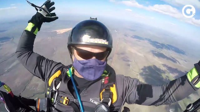 Capixaba dá volta de 360º com parapente no céu do Jalapão