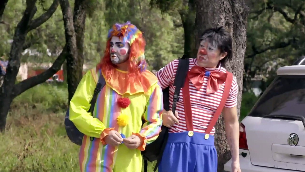 3.-Nosotros Los Guapos Payasos de fiestas infantiles Episodio 3 Temporada 1.mp4