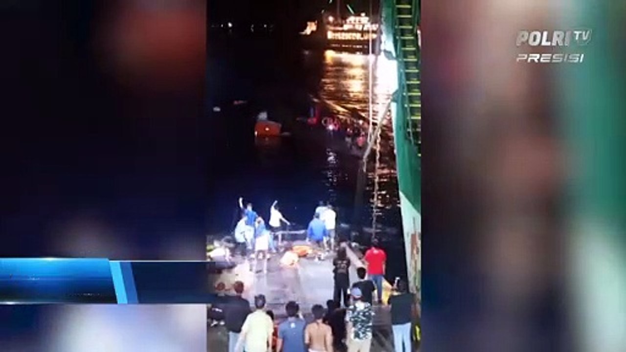 KMP Yunice Tenggelam di Selat Bali [PAKET]