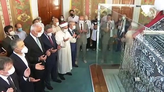 Kabe Kuşağı Fatih Sultan Mehmet'in Türbesi'ne yerleştirildi