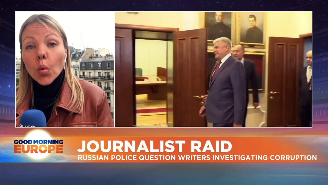 Russia targets investigative journalists with raids amid independent media crackdown