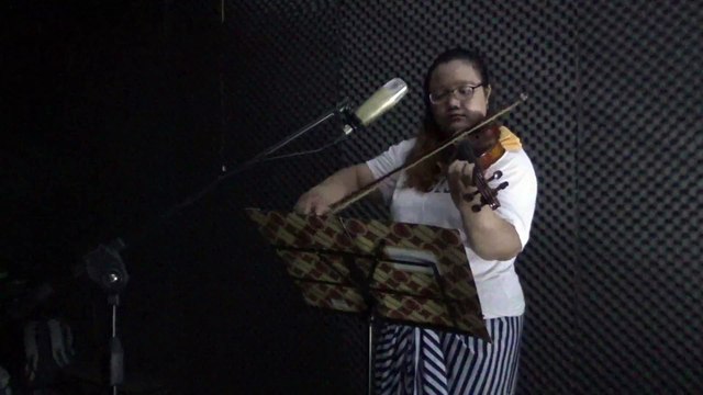 Violin Sonata No. 3 in F Major - Goerge F. Handel - 1st Mov - J. Hesti Indreswari